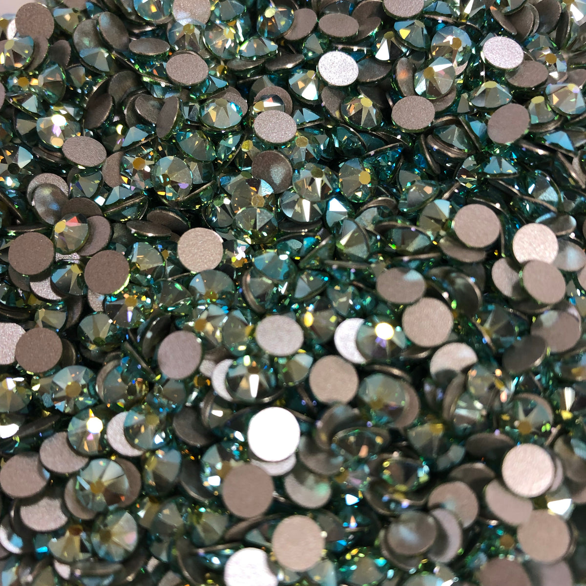 スワロフスキーラインストーン ペリドットオーロラ – RGサポーター